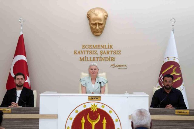 Bilecik'in kanayan yarası olan AVM'nin borcu bitti