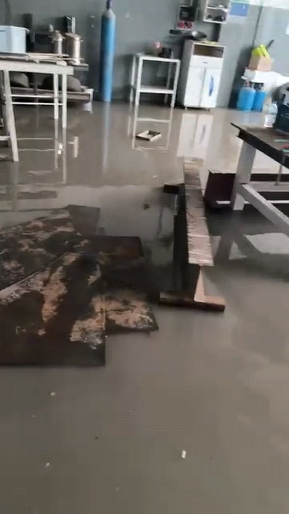 Bursa'da sağanak ve dolu yağışı etkili oldu