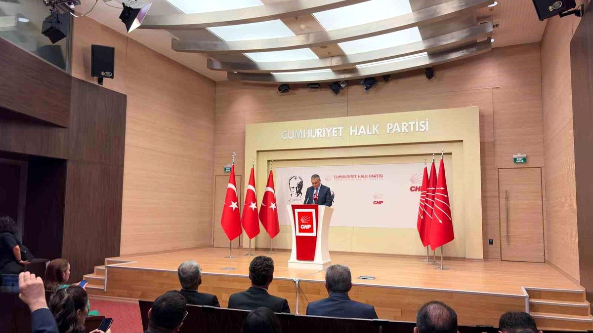 CHP'den kurultay açıklaması: Reddetmiyoruz, nasıl yapacağımızı konuşmalıyız
