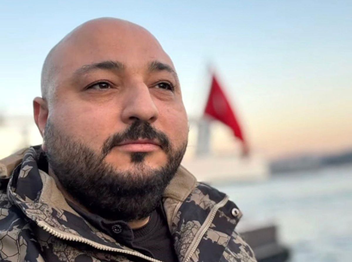 Çeşme'de silahlı saldırı sonrası olay yeri inceleme ekipleri çalışma yürütüyor