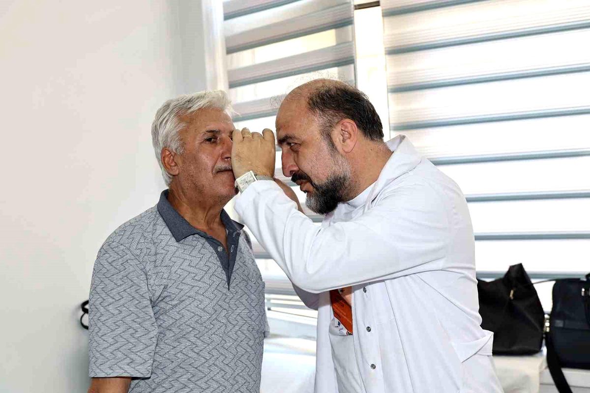 ERÜ Hastaneleri'nde 'ücretsiz ben muayenesi' aktivitesi yapıldı