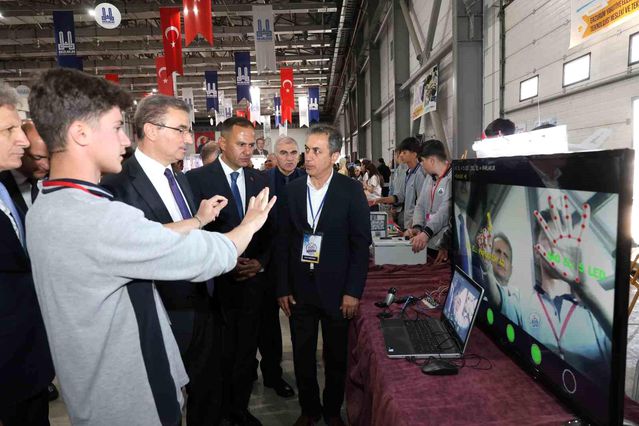 Erzurum'da Mesleki Eğitim Fuarı
