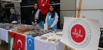 İzmir Bakırçay Üniversitesinde Filistin ve Doğu Türkistan yararına kermes