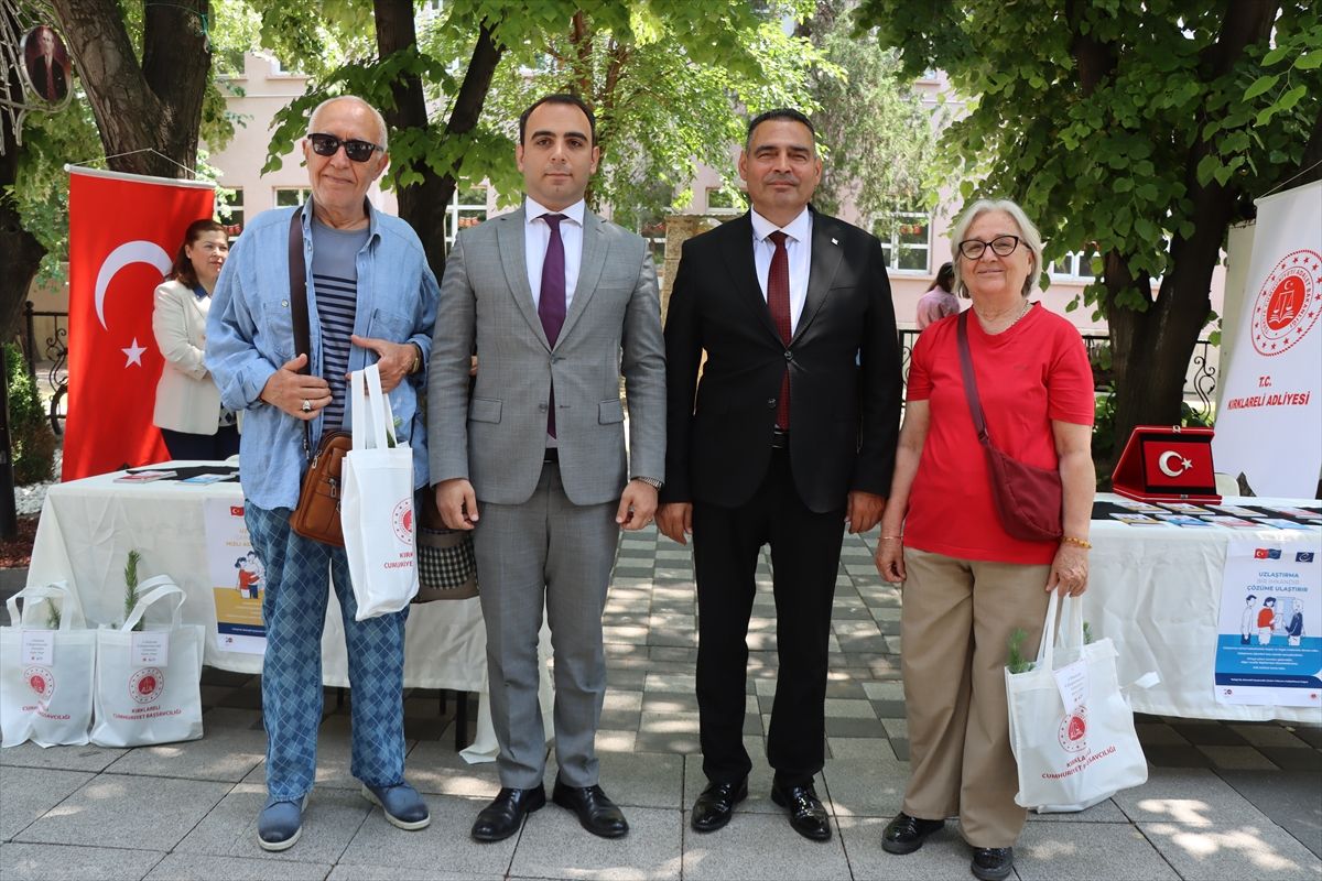 Kırklareli'nde Uzlaştırma Haftası kapsamında vatandaşlar bilgilendirildi