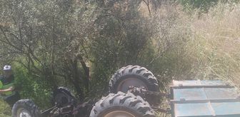 Manisa'da devrilen traktörün sürücüsü öldü