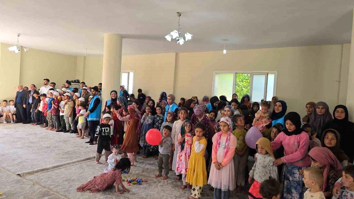 Mardin'de camide 450 fidanlık ağaçlandırma çalışması yapıldı