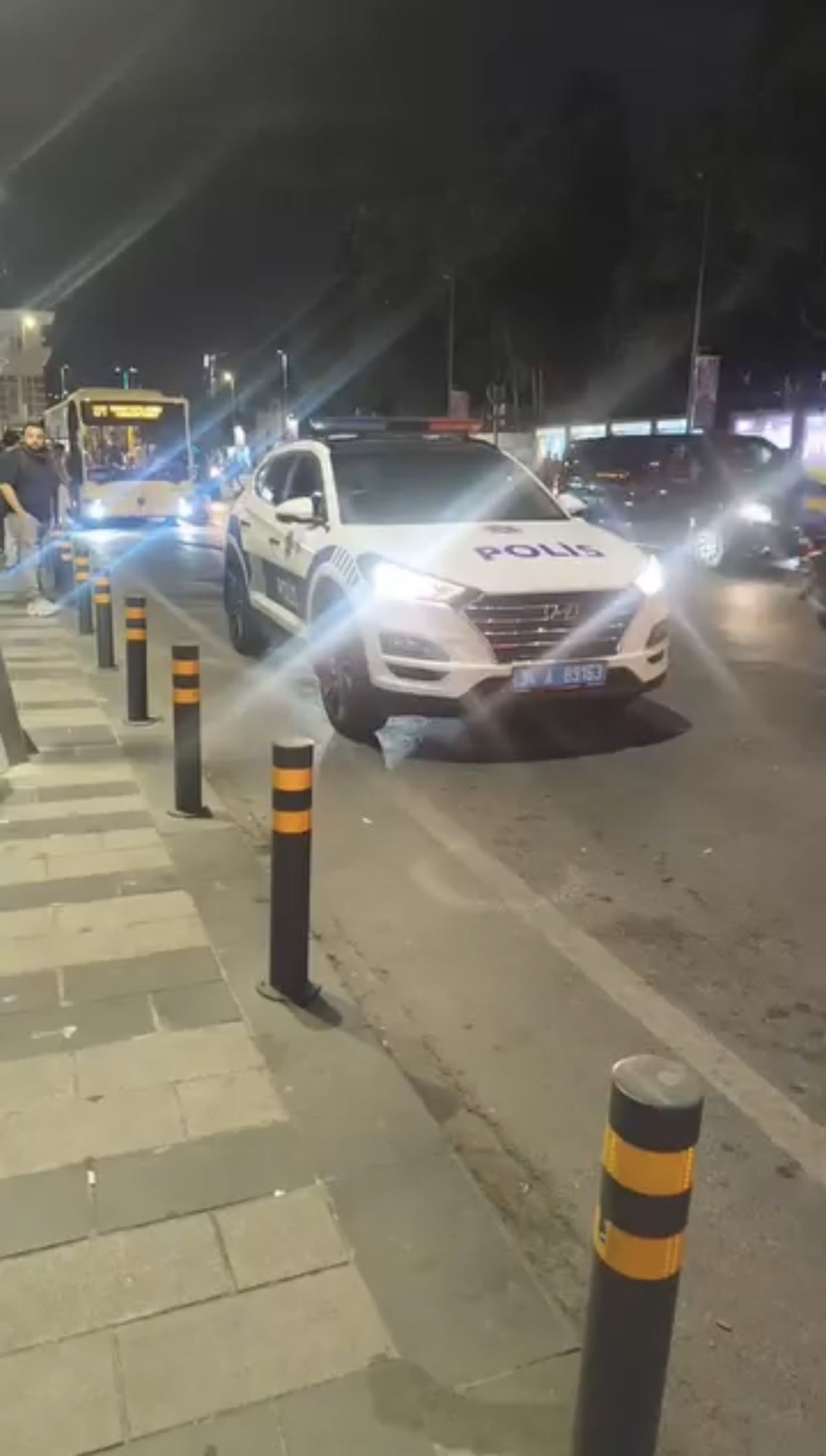 Mecidiyeköy'de metroda tren raylarına atlayan 33 yaşındaki Emre hayatını kaybetti