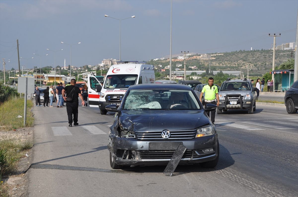 Mersin'de otomobilin motosiklete çarptığı kazada 1 kişi öldü, 1 kişi yaralandı