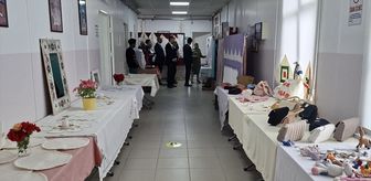 Saraydüzü'nde Halk Eğitimi Merkezi kursiyerlerince yıl sonu sergisi açıldı