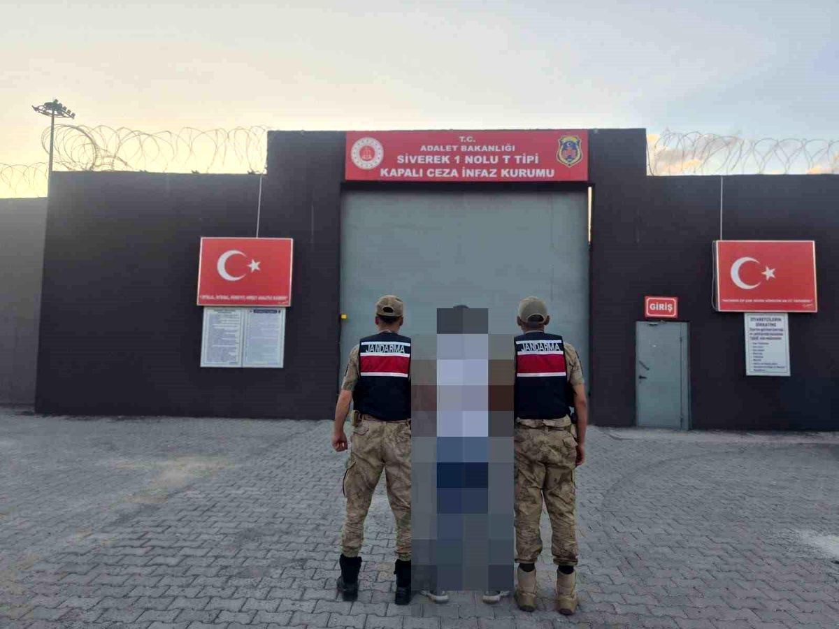Siverek'te 7 yıl 6 ay hapis cezasıyla aranan şahıs yakalandı