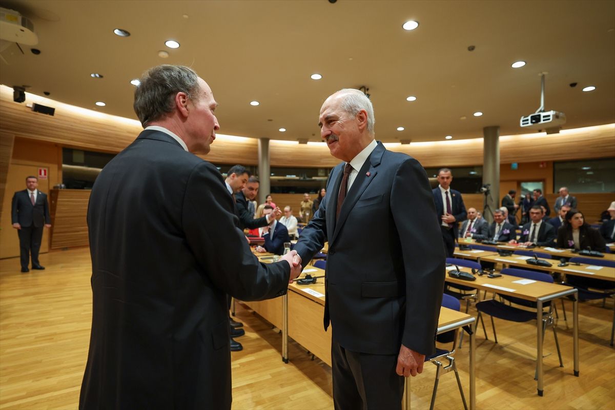 TBMM Başkanı Kurtulmuş, 'Değişen Dünyada Türkiye' konferansında konuştu Açıklaması