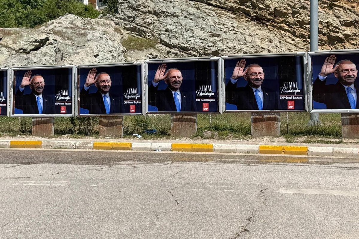 Kılıçdaroğlu afişleri Tunceli'yi karıştırdı, Valilikten jet açıklama geldi
