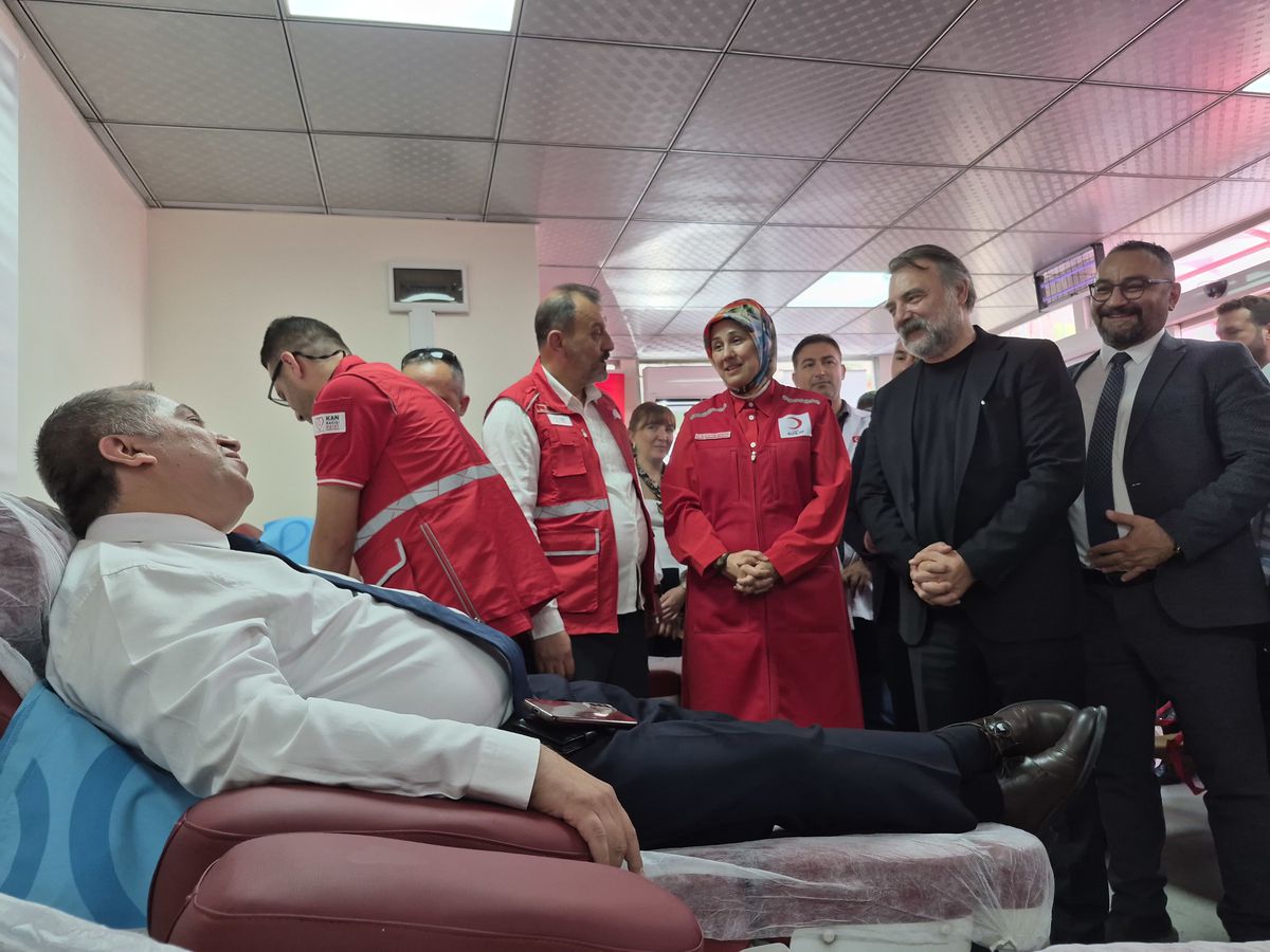Türk Kızılay Genel Başkanı Yılmaz: Yılda 3 milyon ünite kanı 1160 hastaneye ulaştırıyoruz