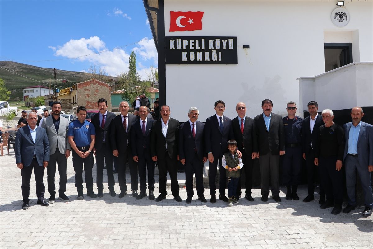 Ulaş'ta Küpeli Köy Konağı hizmete açıldı