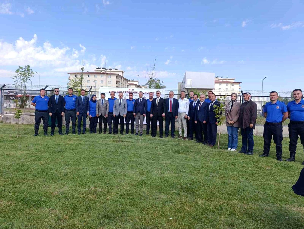 Afyonkarahisar'da 'Ceza İnfaz Personeli Günü' kutlandı