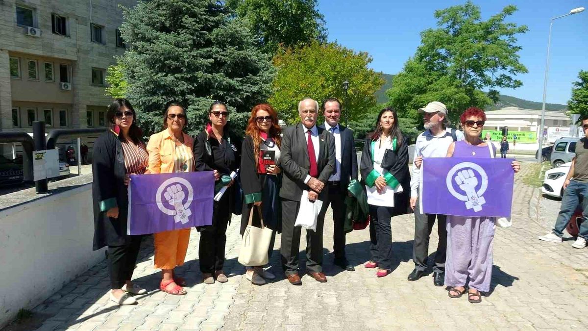 Aslı Baş davasında düğüm çözülmedi: Dava Ekim'e ertelendi