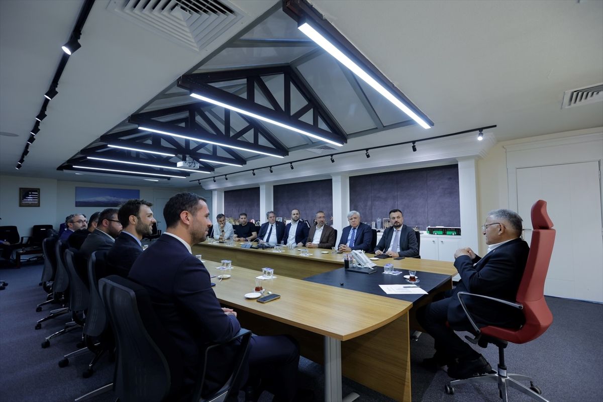 Başkan Büyükkılıç, 'Kayseri Turizm Ödülleri 2026' komisyonunu ağırladı