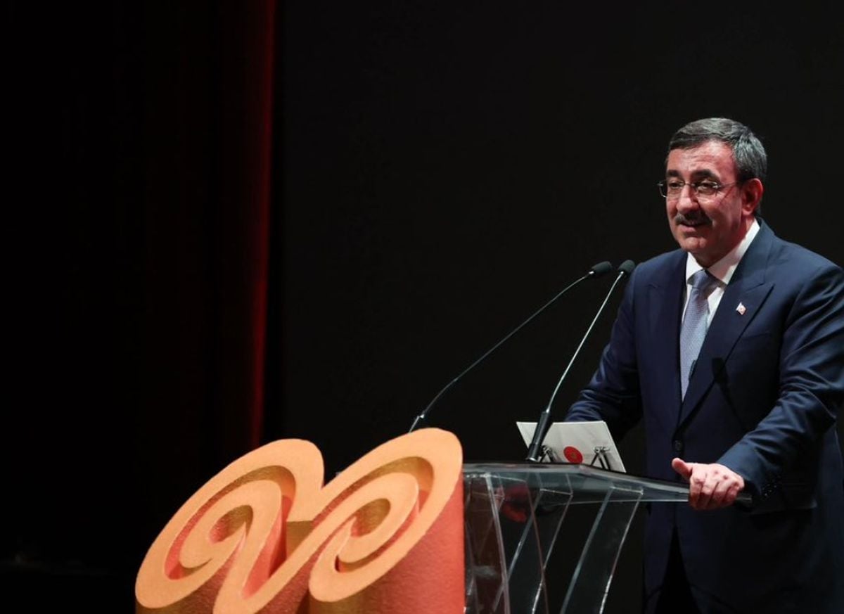 Cumhurbaşkanı Yardımcısı Yılmaz: Hem Güçlü Hem Haklı Olmak Zorundayız