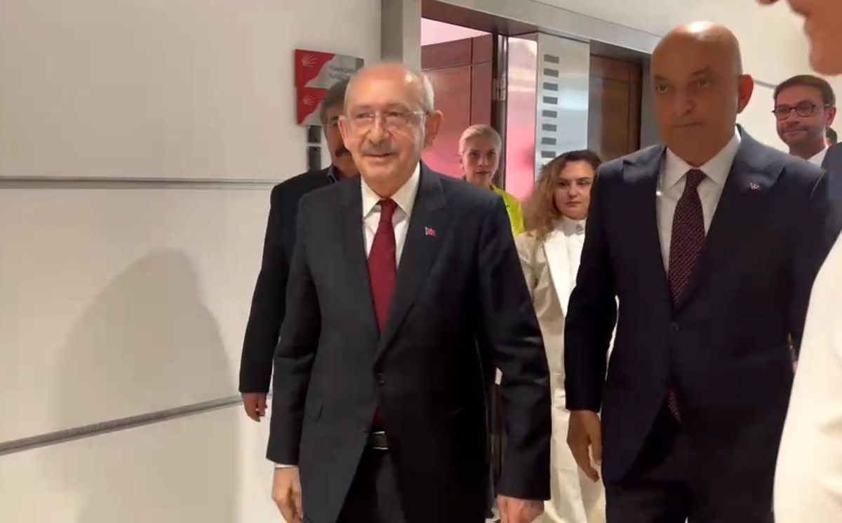 CHP'de YDK Başkanlığı'na Mahir Polat seçildi