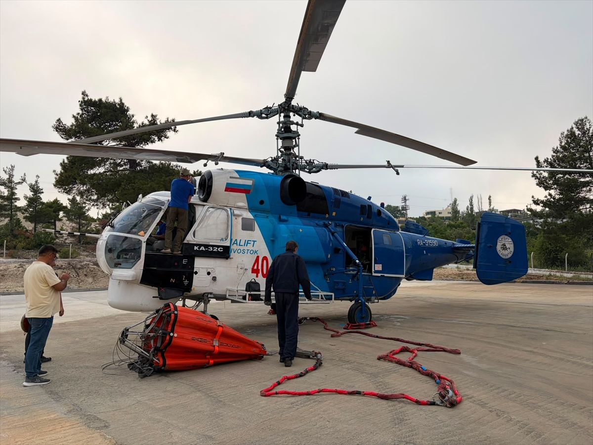 Gülnar ilçesine 2 yangın söndürme helikopteri konuşlandırıldı