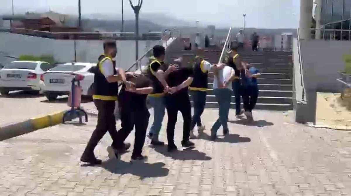 İskenderun'da hapis cezası ile aranan 4 kişi yakalandı