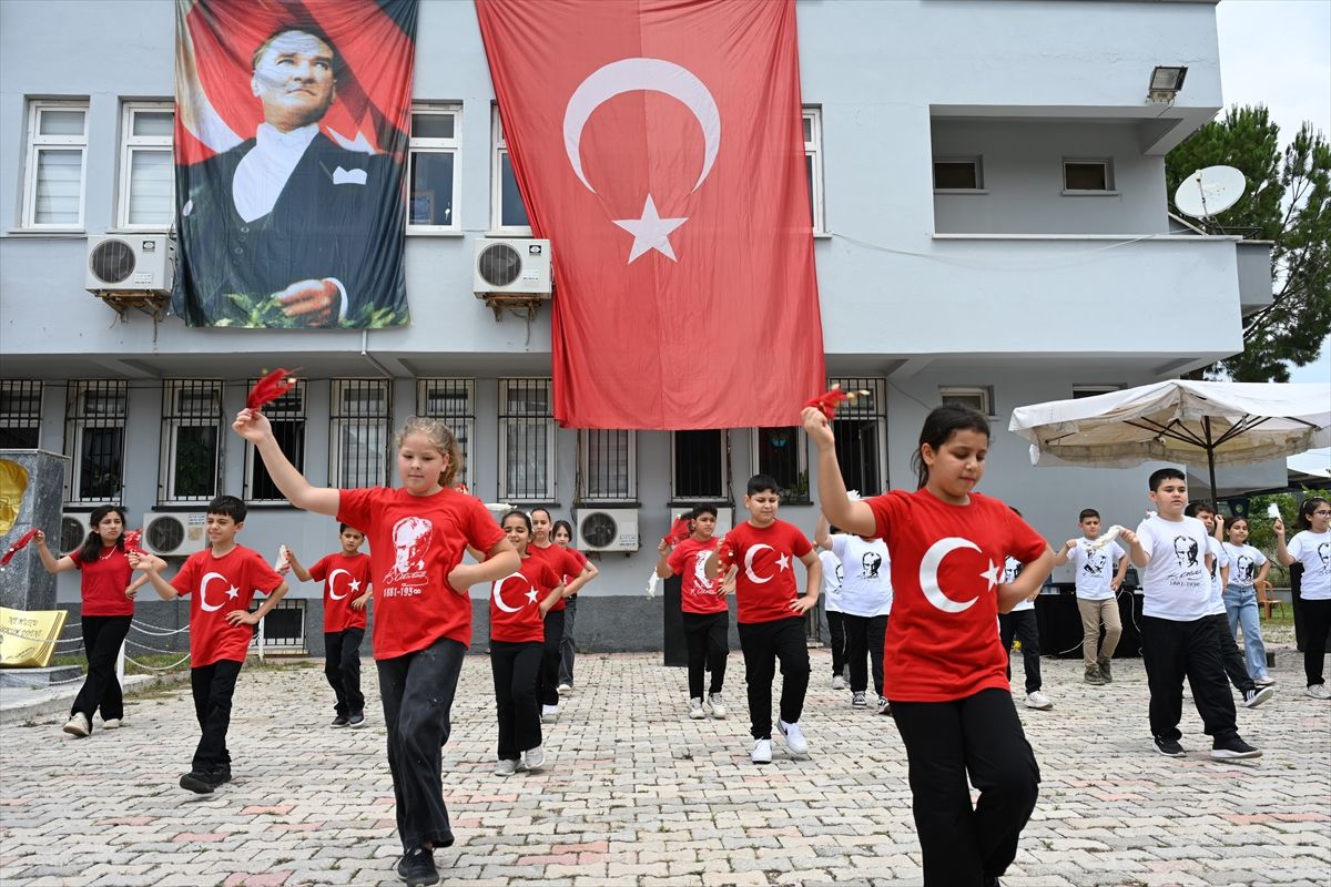 Kadirli'de Hayat Boyu Öğrenme Sergisi