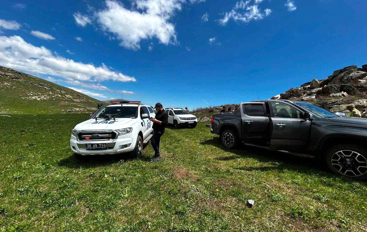 Kars'ta 5 gündür haber alınamayan genç için arama çalışmaları sürüyor