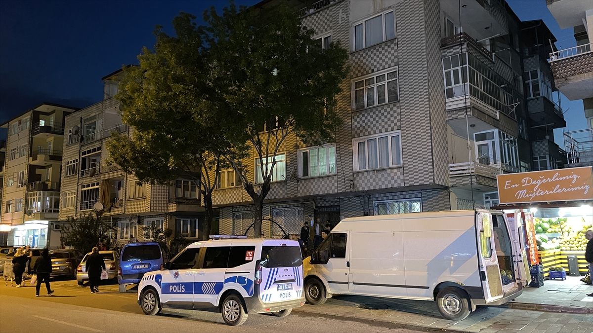 Kayseri'de balkondan düşen kadın yaralandı
