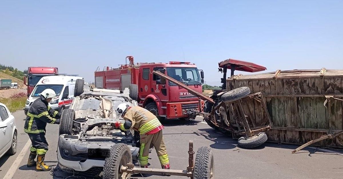Kırıkhan'da traktörle çarpışan otomobil takla attı: 2 yaralı