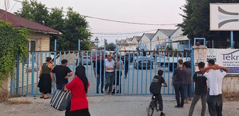 Mersin'de otomatik kepenk üretimi yapan işletmede çıkan yangın söndürüldü