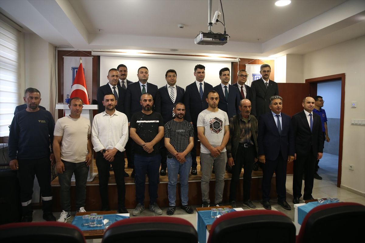 Niğde'de 'Kendi İşini Kurma Projeleri'nin lansmanı düzenlendi
