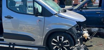 Rize'de üç aracın karıştığı trafik kazasında 2 kişi öldü, 3 kişi yaralandı