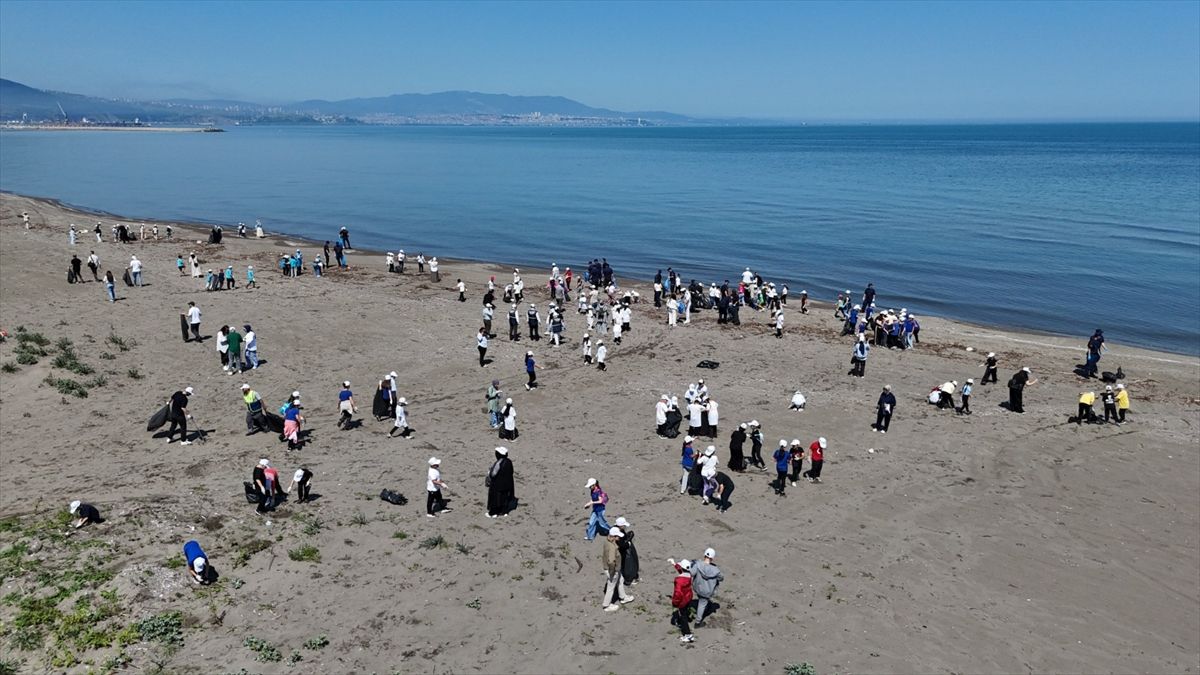Samsun'da sahil ve deniz dibi temizliğiyle çevre farkındalığı oluşturuldu