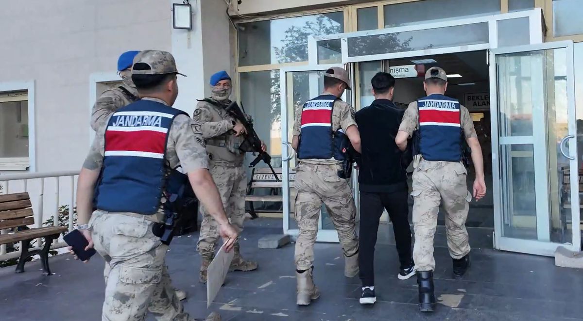 İçişleri Bakanlığı'ndan uyuşturucu operasyonu: 135 şüpheli yakalandı