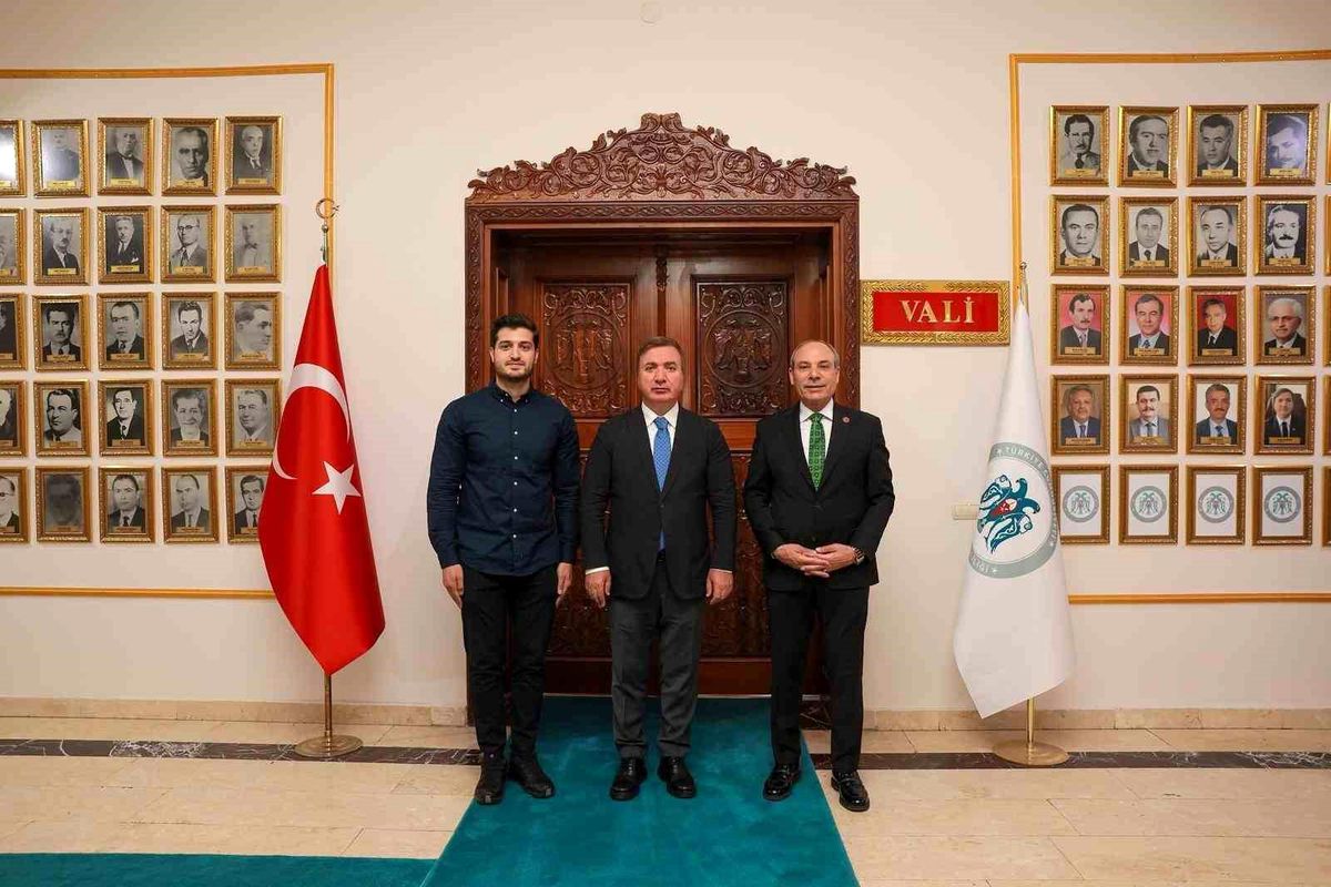 Terör Gazisi Abbas Gündüz, Erzincan Valisi Hamza Aydoğdu'yu Ziyaret Etti