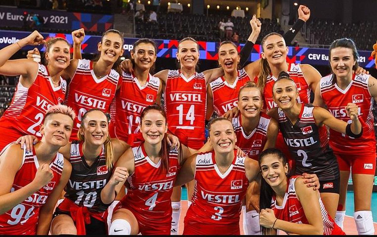 Türkiye Hollanda maçı hangi kanalda, Filenin Sultanları Türkiye Hollanda voleybol maçı nereden CANLI izlenir, şifresiz yayınlanıyor mu?