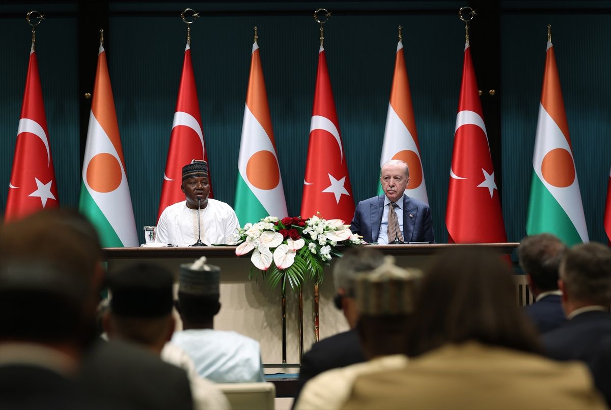Erdoğan ve Tchiani'nin huzurunda Türkiye-Nijer anlaşmaları imzalandı