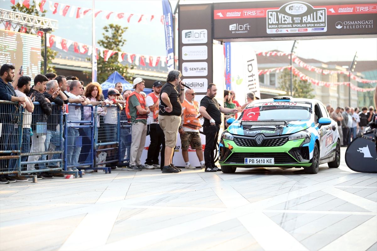 50. Yeşil Bursa Rallisi öncesi start seremonisi yapıldı