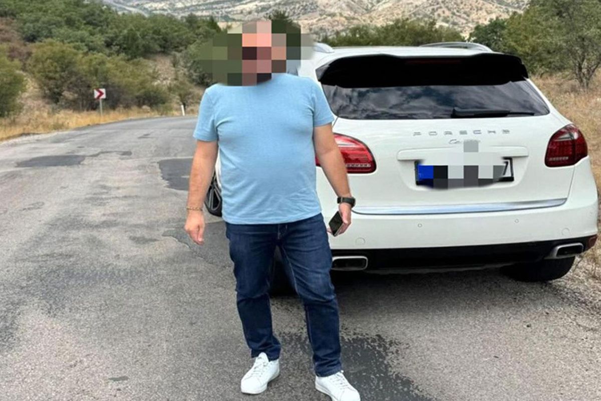 Müşterilerinin güvenini toplayan kuyumcu 50 milyonluk altınla sırra kadem bastı