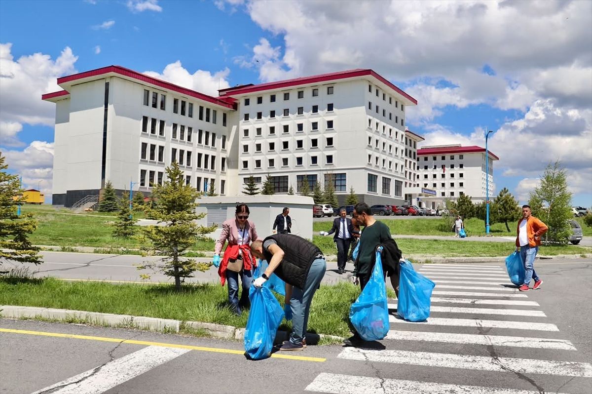 Ardahan Üniversitesi'nde ''Temiz Kampüs'' etkinliği düzenlendi