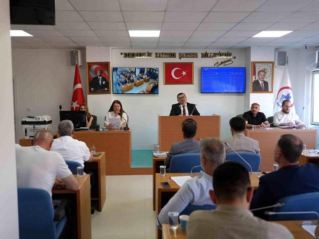 Başkan Yardımcısı Günden'den SGK'ya devir açıklaması
