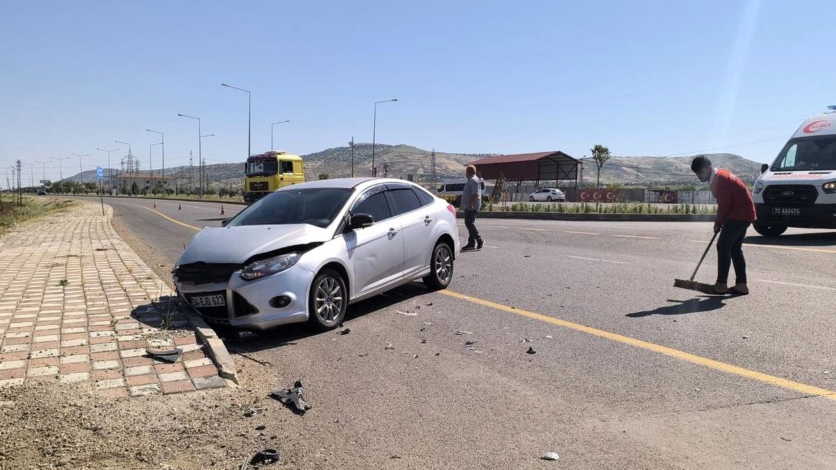 Batman'da trafik kazası: 3 yaralı