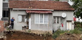 Bilecik'te bahçesinde toprak kayması yaşanan ev boşaltıldı