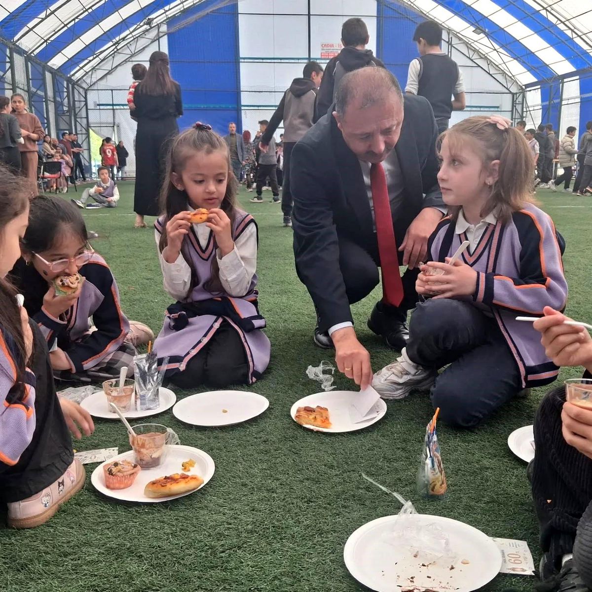 Çıldır'da 'Yıl Sonu Tatlı Şenliği' düzenlendi
