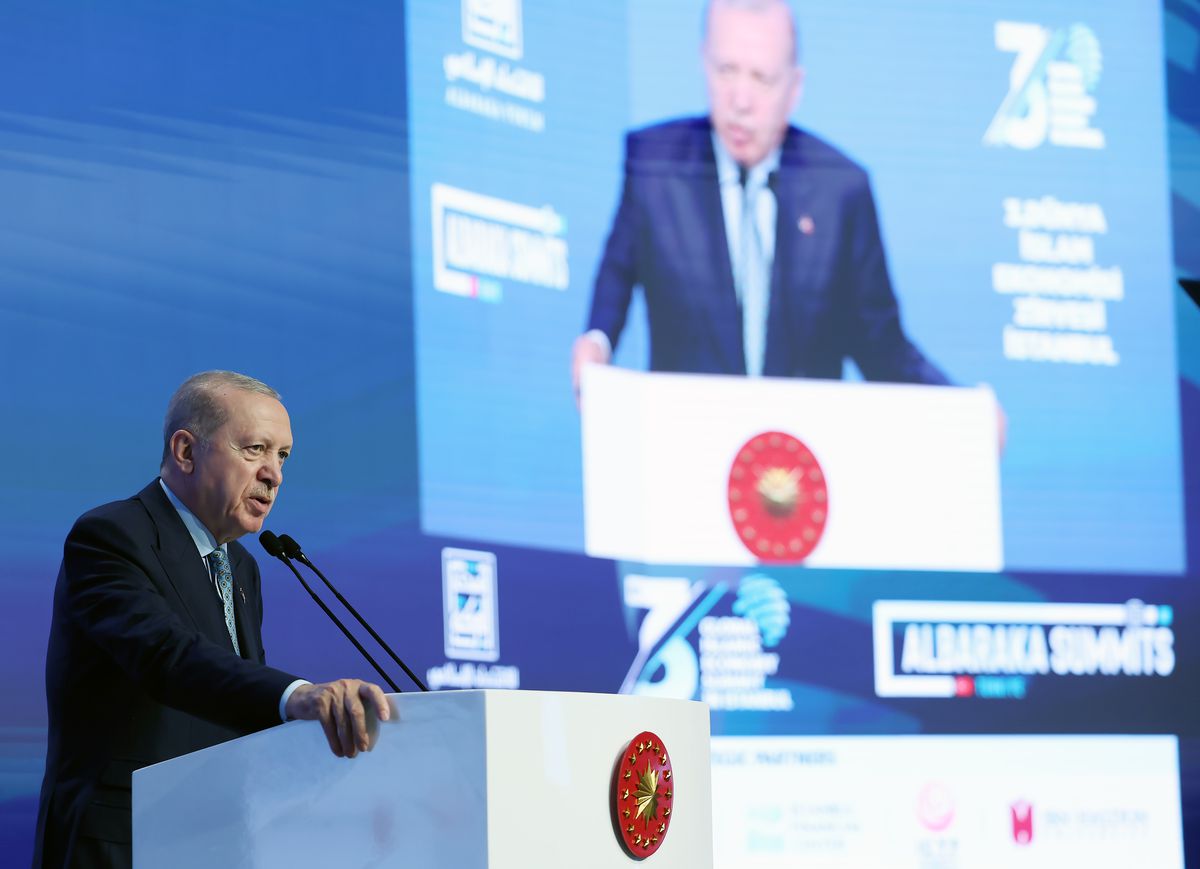 Erdoğan: İslam ekonomisi zirvesi yeni bir kilometre taşı