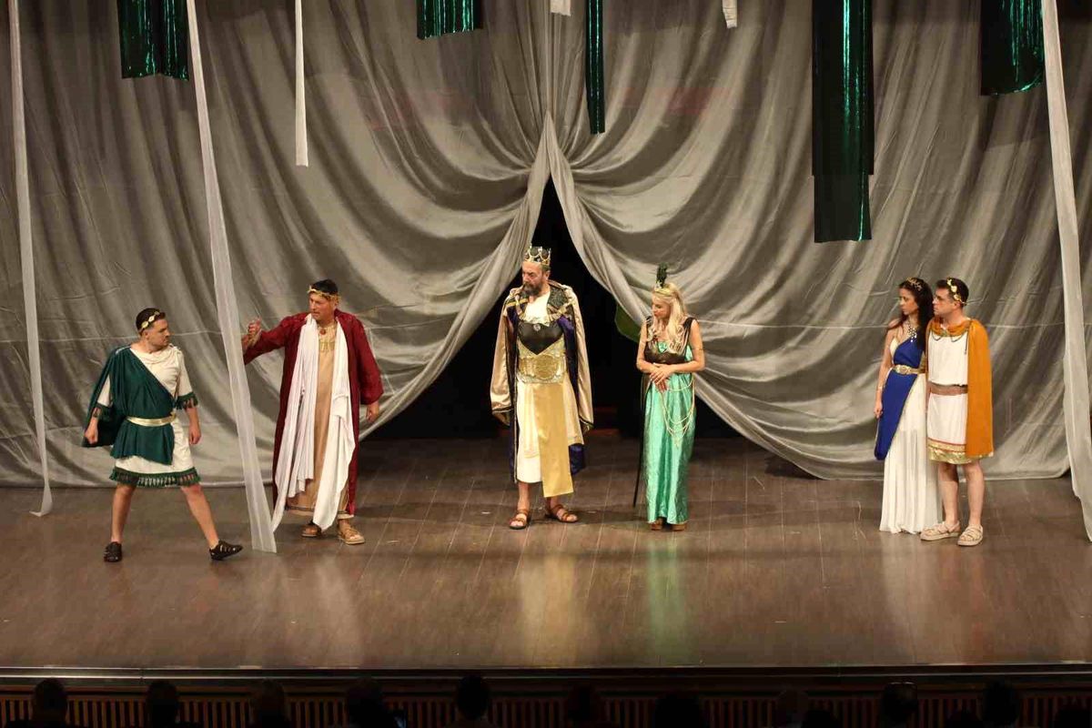 EGİAD Tiyatro Kulübü'nden anlamlı gece