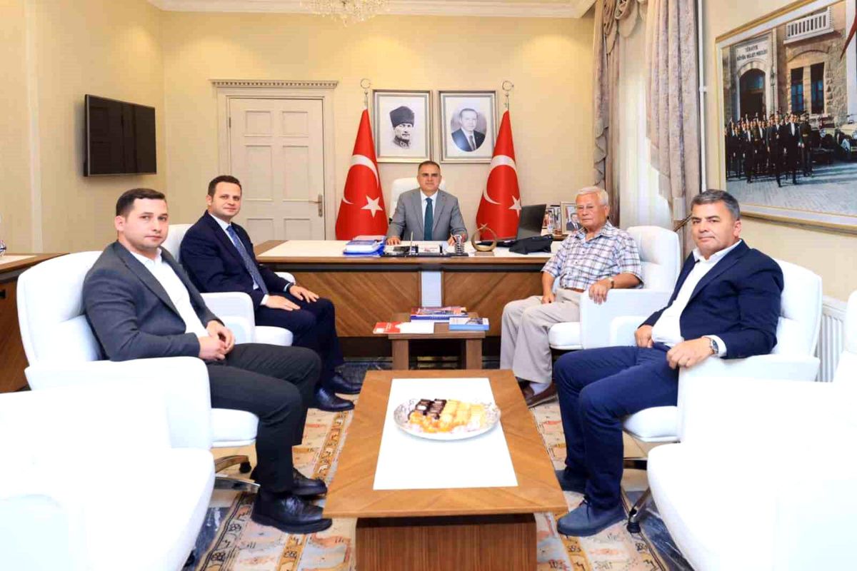 Fethiyeli hayırseverden eğitime 500 milyon TL bağış
