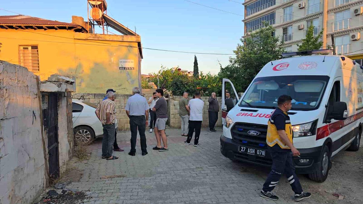 Haber alınamayan şahıs evinde ölü bulundu