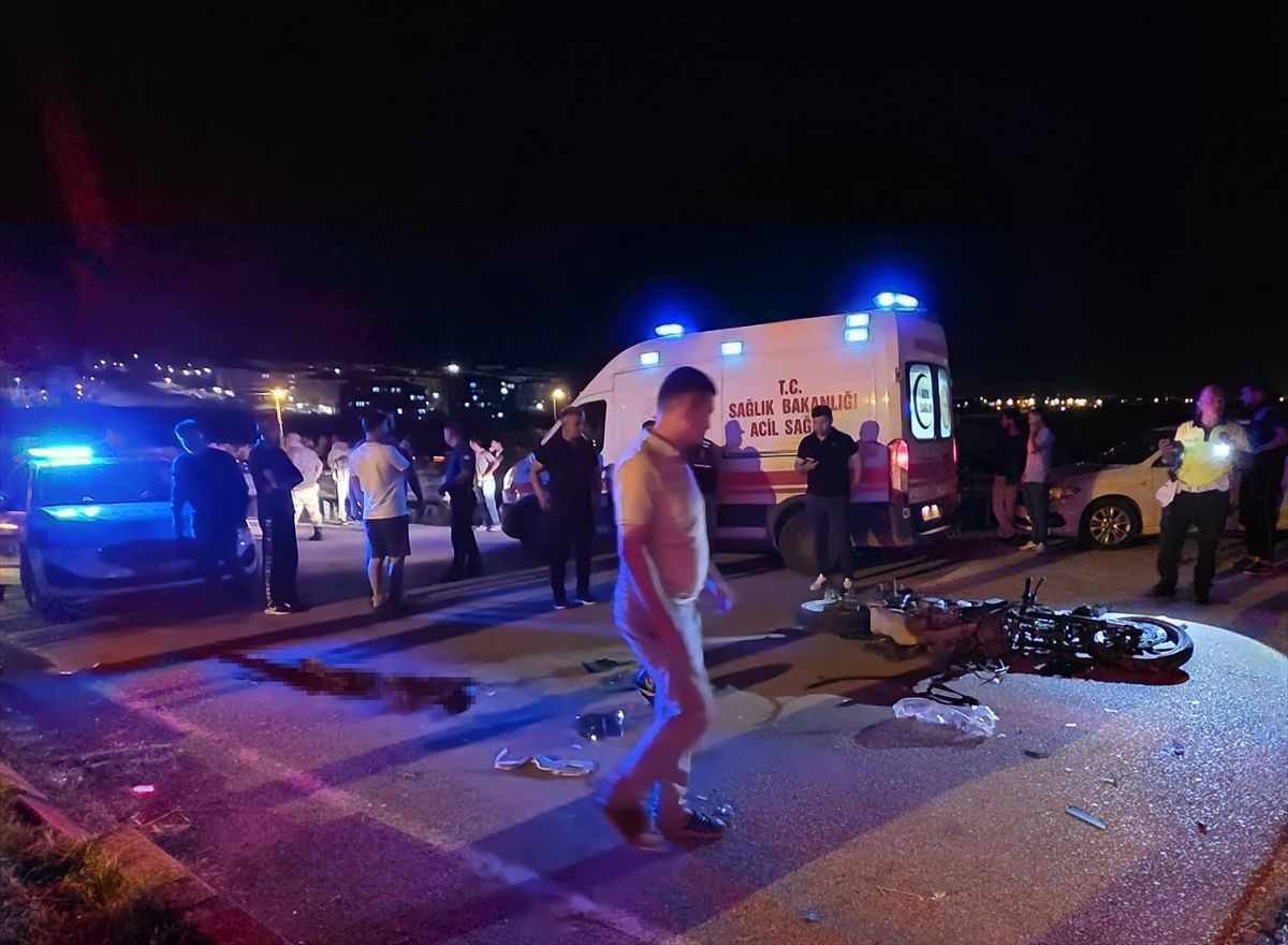 Hatay'da otomobil ile motosiklet çarpıştı, 1 kişi öldü, 1 kişi yaralandı