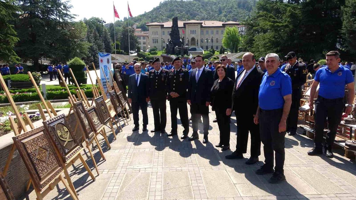 Kastamonu'da ceza infaz kurumu hükümlülerinin el emeği ürünlerinin sergilendiği bir alan
